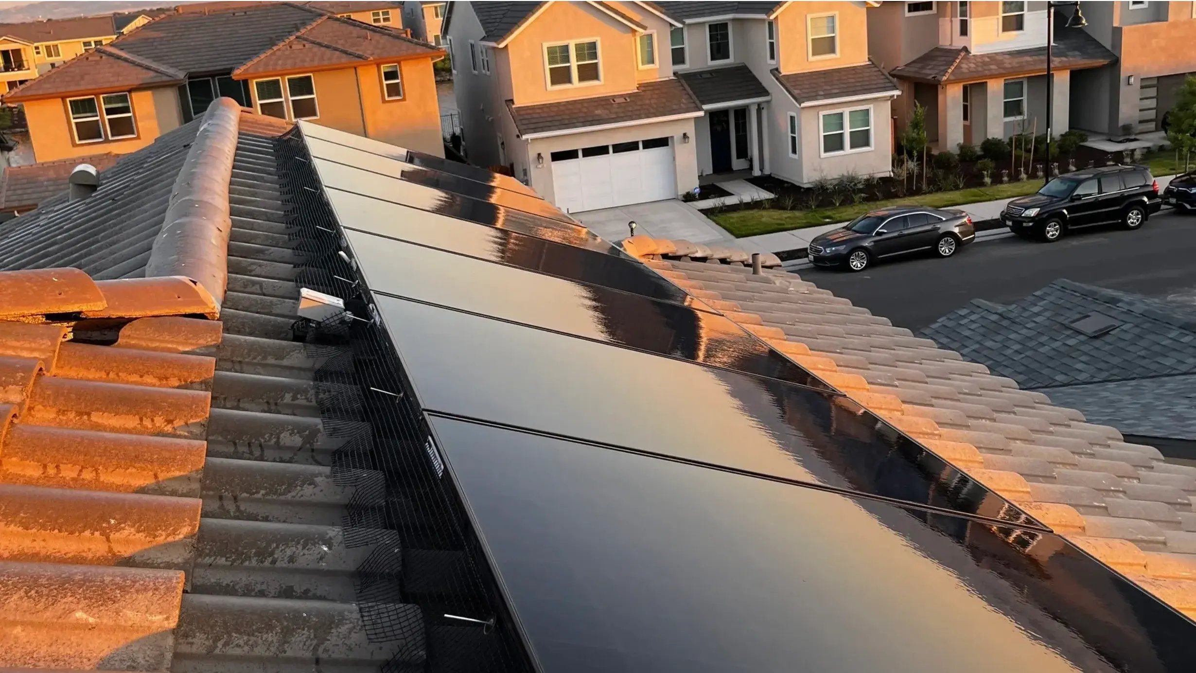 Solar_w_Mesh_2